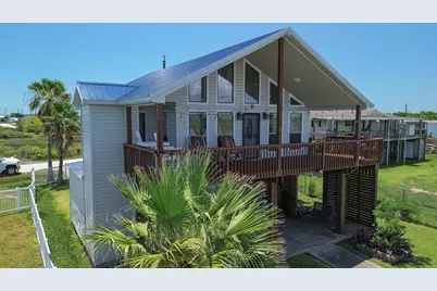 4702 Bayou Lane, Hitchcock, TX 77563 - Photo 3