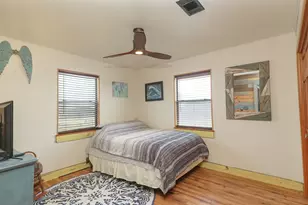 4702 Bayou Ln, Hitchcock, TX 77563 - Photo 25