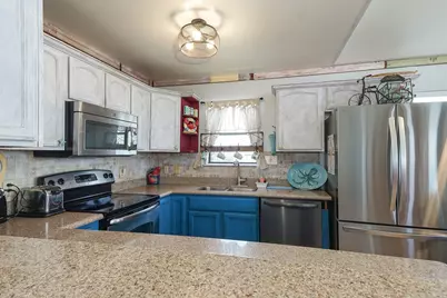 4702 Bayou Lane, Hitchcock, TX 77563 - Photo 13