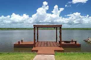 4702 Bayou Ln, Hitchcock, TX 77563 - Photo 35
