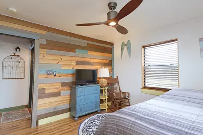 4702 Bayou Lane, Hitchcock, TX 77563 - Photo 29