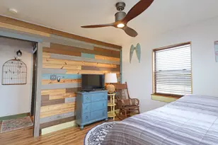 4702 Bayou Ln, Hitchcock, TX 77563 - Photo 29