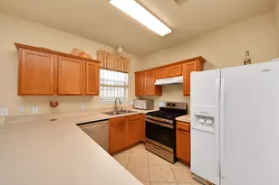 8106 Montague Manor Ln, Houston, TX 77072 - Photo 15