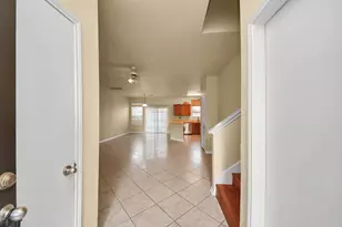 8106 Montague Manor Ln, Houston, TX 77072 - Photo 5