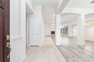 4602 Western Branch Ct, Houston, TX 77066 - Photo 5
