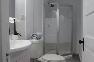 710 Fahrenthold St, El Campo, TX 77437 - Photo 11