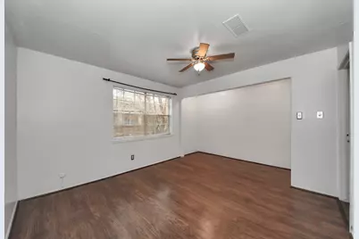 7954 Grove Ridge Drive, Houston, TX 77061 - Photo 21