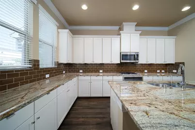 1231 Creekside Acres Court, Houston, TX 77008 - Photo 9