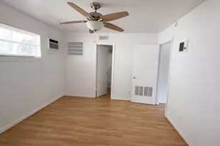 1906 Binz St, Houston, TX 77004 - Photo 3