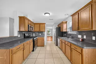7275 Caracara Dr, Houston, TX 77040 - Photo 5