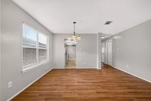 7275 Caracara Dr, Houston, TX 77040 - Photo 3