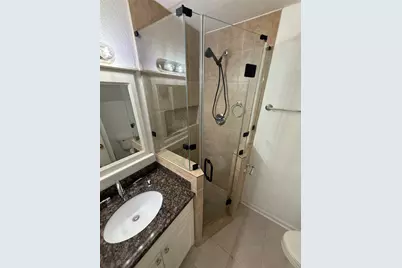 5005 Georgi Lane #215, Houston, TX 77092 - Photo 11