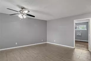 4811 Oakland St, Houston, TX 77023 - Photo 11