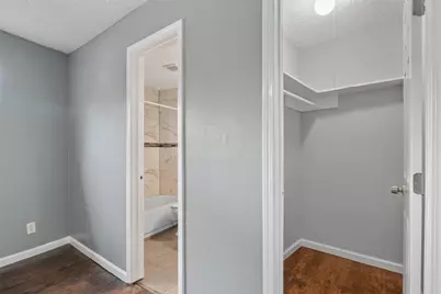 4811 Oakland Street #9, Houston, TX 77023 - Photo 7