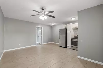 4811 Oakland Street #9, Houston, TX 77023 - Photo 13