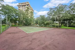 14655 Champion Forest Dr, Houston, TX 77069 - Photo 27