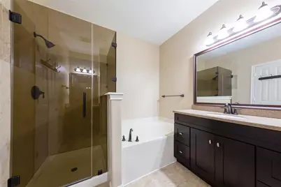 4707 Cashel Circle #C, Houston, TX 77069 - Photo 11