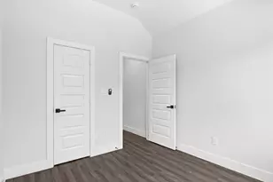 2303 Staples St, Houston, TX 77026 - Photo 21