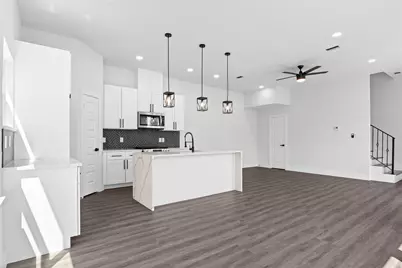 2303 Staples Street, Houston, TX 77026 - Photo 9