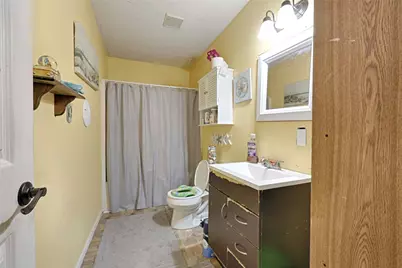 311 Klesel Street, Schulenburg, TX 78956 - Photo 13