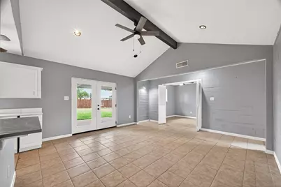 11927 Flushing Meadows Drive, Houston, TX 77089 - Photo 5