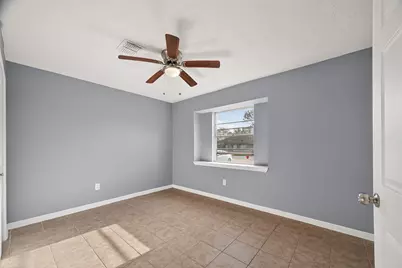 11927 Flushing Meadows Drive, Houston, TX 77089 - Photo 23