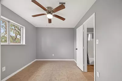 11927 Flushing Meadows Drive, Houston, TX 77089 - Photo 15