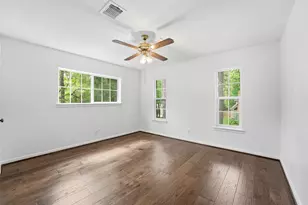 29 Tanager Trail, The Woodlands, TX 77381 - Photo 11