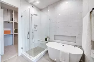 2121 Emancipation Ave, Houston, TX 77003 - Photo 9