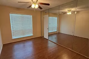 4027 Summit Valley Dr, Houston, TX 77082 - Photo 19