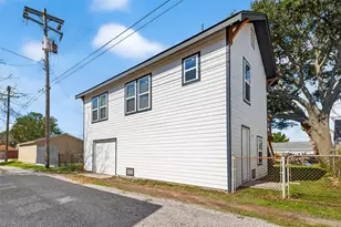 4925 Ave N 1/2, Galveston, TX 77551 - Photo 27