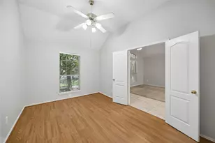 2326 Mills Creek Dr, Houston, TX 77339 - Photo 7
