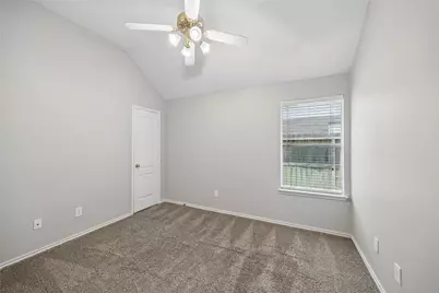 2326 Mills Creek Drive, Houston, TX 77339 - Photo 9
