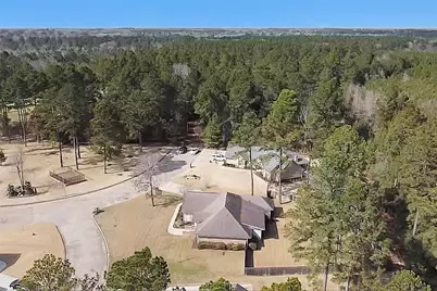 300 Deer Trace Boulevard, Diboll, TX 75941 - Photo 35