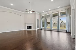 15411 Sunglow Haven St, Conroe, TX 77302 - Photo 5