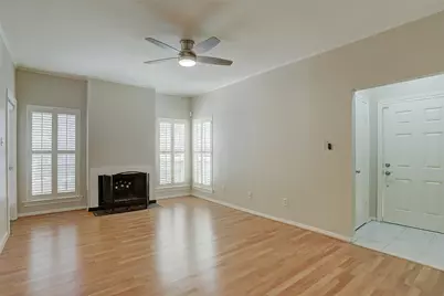 1201 Bering Drive #27, Houston, TX 77057 - Photo 3