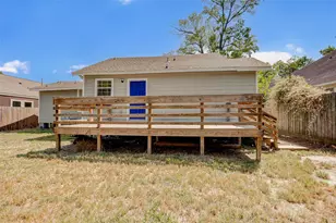 8709 Knox St, Houston, TX 77088 - Photo 7