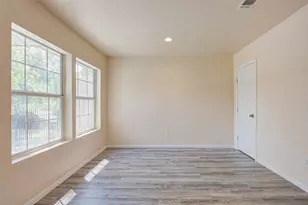 8709 Knox St, Houston, TX 77088 - Photo 27