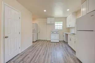 8709 Knox St, Houston, TX 77088 - Photo 21