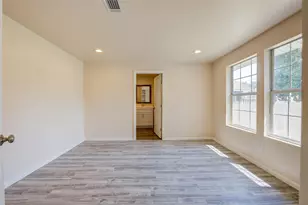 8709 Knox St, Houston, TX 77088 - Photo 17