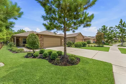 201 Flaxen Chestnut, The Woodlands, TX 77382 - Photo 43