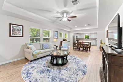 201 Flaxen Chestnut, The Woodlands, TX 77382 - Photo 9