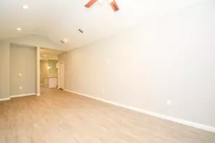 7941 Sparta St, Houston, TX 77028 - Photo 5