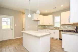 7941 Sparta St, Houston, TX 77028 - Photo 9