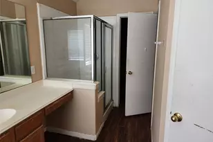 15014 Middle Oaks Blvd, Houston, TX 77082 - Photo 9