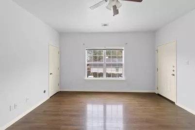 409 Beto St #5, Huntsville, TX 77340 - Photo 7