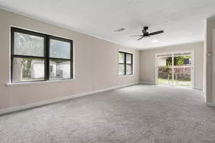 1225 3rd Ave N, Texas City, TX 77590 - Photo 11