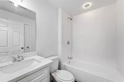 2281 Des Jardines Street, Houston, TX 77023 - Photo 19