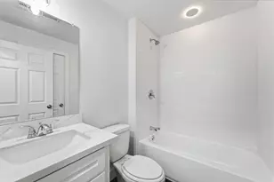 2281 Des Jardines St, Houston, TX 77023 - Photo 19