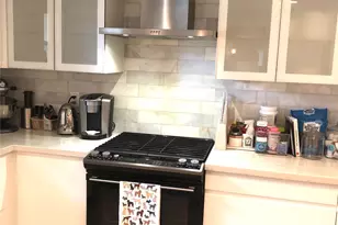 4715 Laurel St, Bellaire, TX 77401 - Photo 3